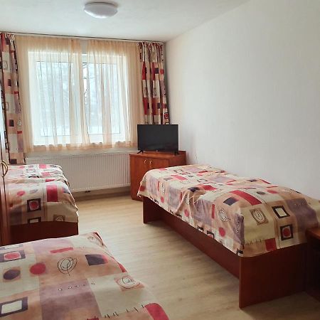 Penzion U Buba Ostrov nad Oslavou Luaran gambar